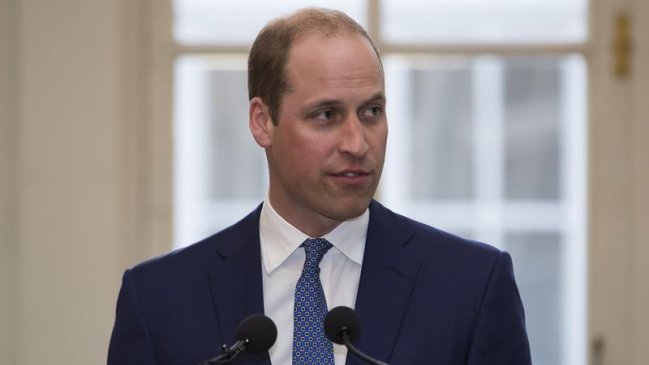 Príncipe William es centro de críticas por no trabajar lo suficiente