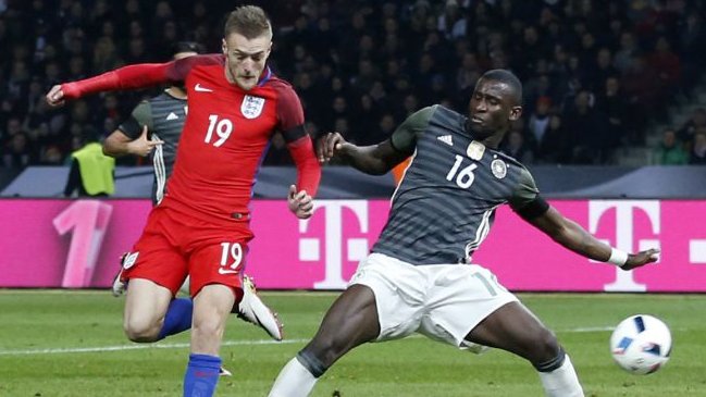 Alemania e Inglaterra disputan un atractivo duelo amistoso en Dortmund