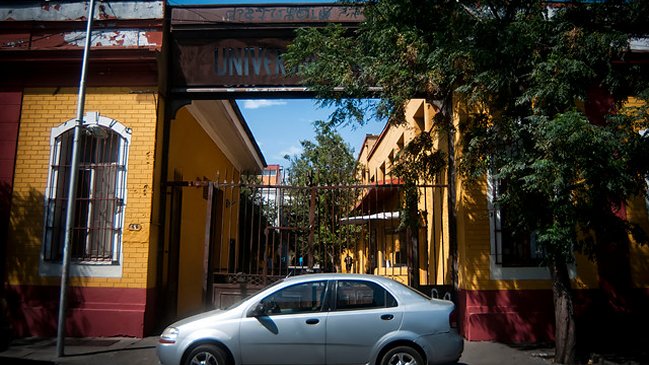 Universidad de Chile dispuesta a recibir a estudiantes de la Arcis