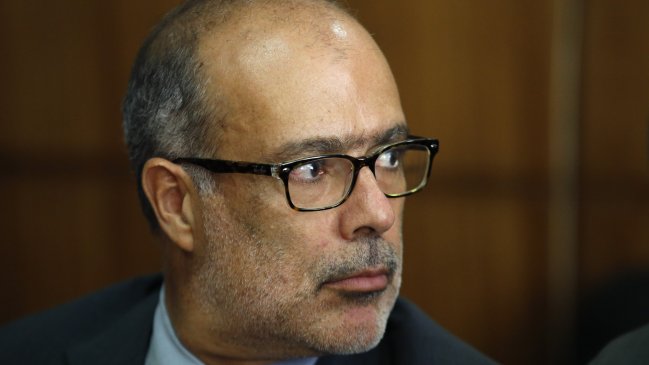 Diputado DC: Rodrigo Valdés no está para dar lecciones a otro ministro