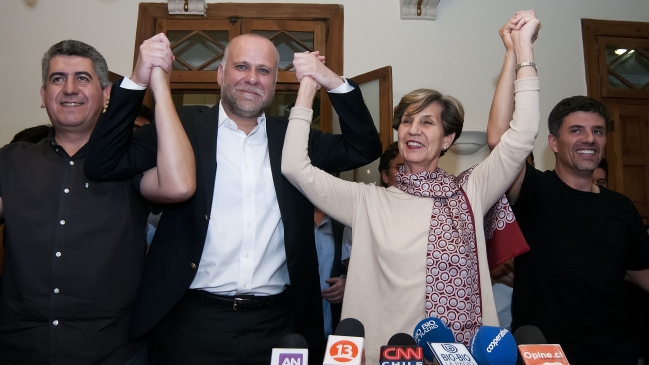 Lista de ex ministro Álvaro Elizalde encabezó elecciones internas del Partido Socialista