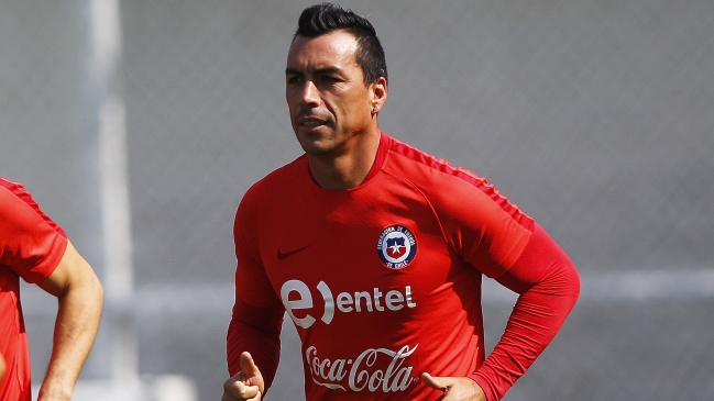 Pizzi probó equipo con Esteban Paredes como eje de ataque de cara al duelo ante Venezuela