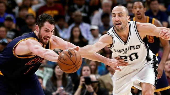 San Antonio aplastó a Cleveland y sigue en carrera por ser el mejor de la fase regular