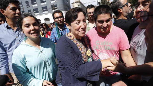 Días claves para el Frente Amplio en espera de la decisión de Beatriz Sánchez