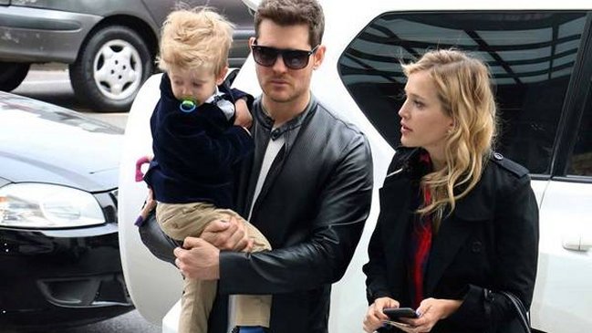 Michael Bublé y su familia regresan a Argentina tras tratar cáncer de su hijo