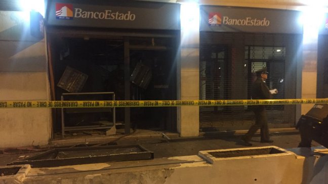 Carabineros frustró robo a cajero automático en el centro de Santiago