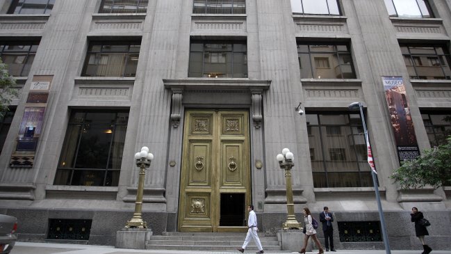 IPoM: Banco Central reduce proyección de crecimiento