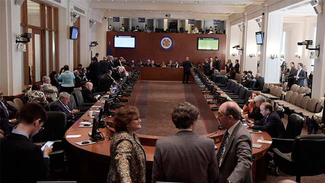 Bolivia y Venezuela interrumpen sesión en la OEA por 