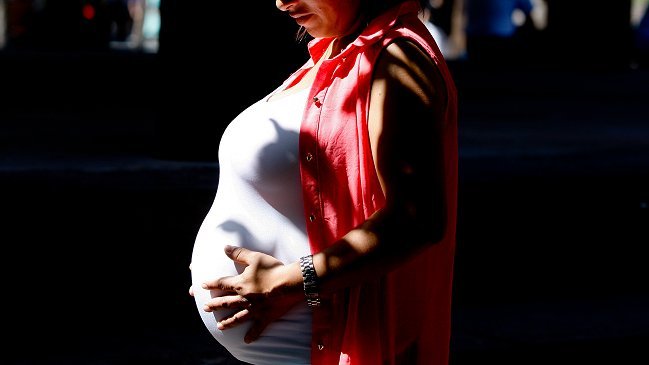 Matrón: La cesárea no es más segura que el parto vaginal, es todo lo contrario