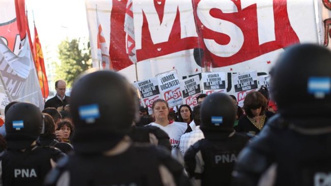 Sindicatos argentinos celebran la 