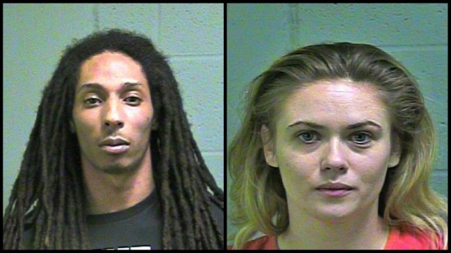 Ex jugador de fútbol americano fue detenido por prostituir a su novia porrista