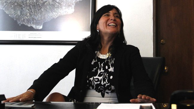 Ministra de Transportes reveló que se levanta a las tres de la mañana para trabajar