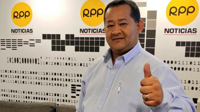 Congresista peruano: El Alzheimer se da en quienes estudian y leen mucho