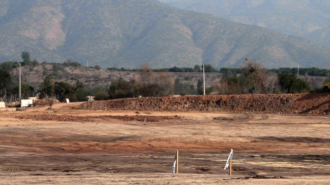 Declaran zona de escasez hídrica en tres provincias y una comuna de Valparaíso