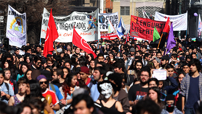 Confech: El Gobierno trata de aprobar una reforma mala por las elecciones