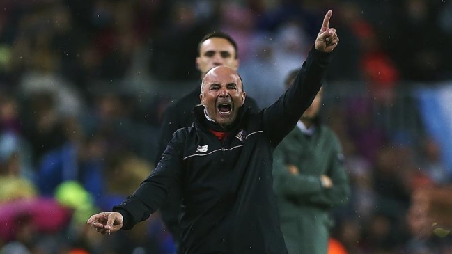 Olé afirma que el presidente de la AFA viaja el jueves a Sevilla para negociar con Sampaoli