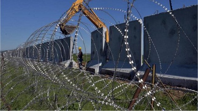 Turquía terminó muro de 556 kilómetros en frontera con Siria