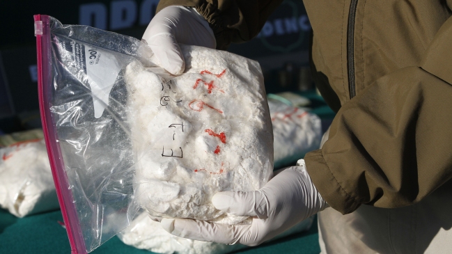 Hallan 55 mil dosis de cocaína en vehículo abandonado en ruta Las Palmas