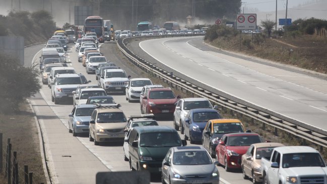 Se espera que 148 mil vehículos salgan de la capital este jueves