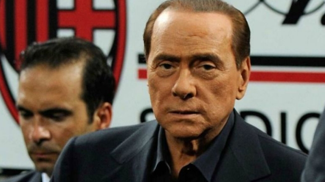 Silvio Berlusconi vendió AC Milan a un consorcio chino