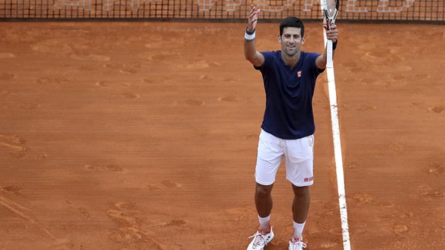 Novak Djokovic logró un sufrido triunfo ante Gilles Simon en Montecarlo