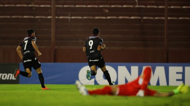 Lanús aplastó a Zulia y tomó el liderato del Grupo 7 de la Copa Libertadores