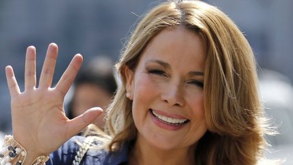   Alcaldesa Cathy Barriga labora como censista en el sector de La Farfana 