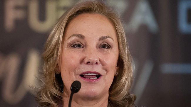 Cecilia Morel también dispara contra Guillier