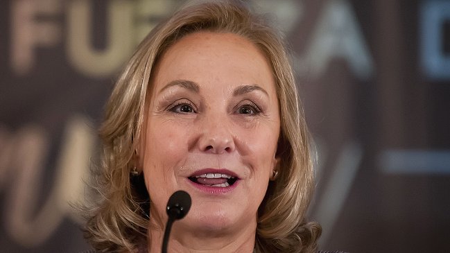 Cecilia Morel también dispara contra Guillier