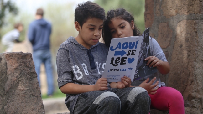 Presentan de campaña Aquí se lee y cancionero de Violeta Parra