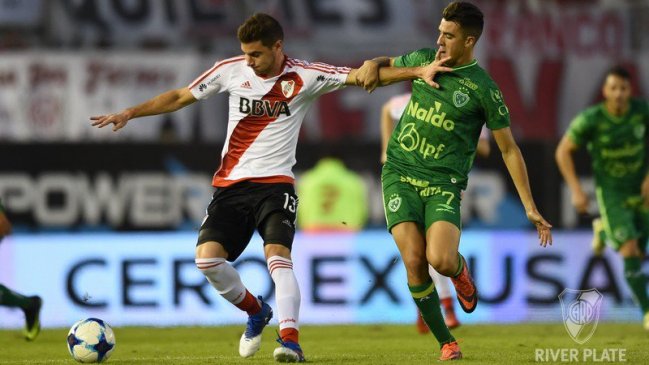 River Plate consiguió un amargo empate con Sarmiento y quedó lejos del líder