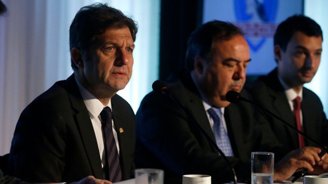 Colo Colo vive jornada decisiva para definir al nuevo presidente de Blanco y Negro