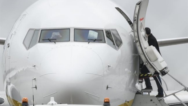 EE.UU estudia prohibir computadores portátiles en vuelos desde Europa