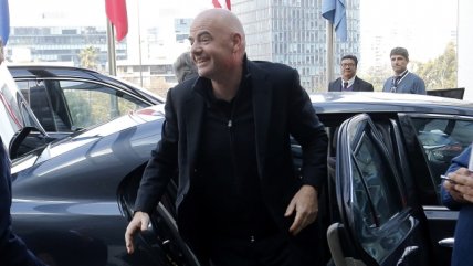   Gianni Infantino tras su arribo a Santiago: Un abrazo Chile, estoy muy contento de estar aquí 