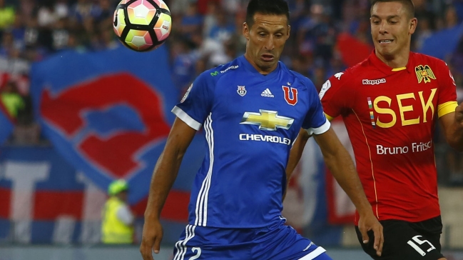 Christian Vilches: Será muy difícil marcar a Santiago Silva