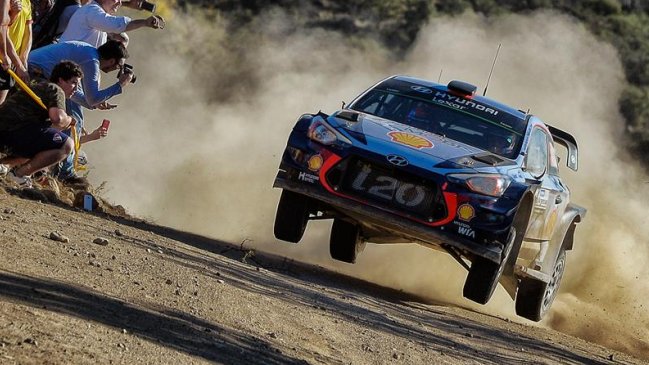Thierry Neuville se quedó con el Rally de Argentina tras un ajustado final