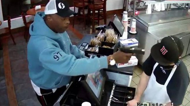 EE.UU: Policía apresó a delincuente que asaltó al cajero 