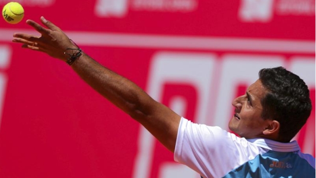 Nicolás Almagro sigue firme en su defensa del título en Estoril