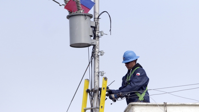 Corte de luz afecta a más de 7.000 hogares en Temuco