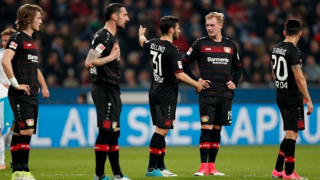 Charles Aránguiz fue titular en trabajado empate de Bayer Leverkusen ante Ingolstadt
