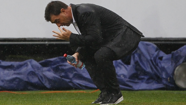 La eufórica y accidentada celebración de Pablo Guede tras el gol de Christofer Gonzales