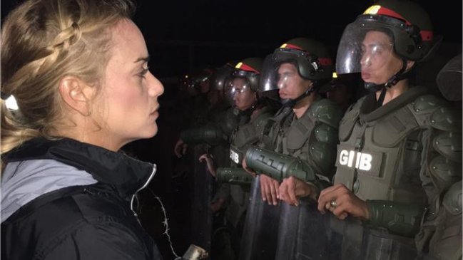 Tintori logró entrar a la cárcel donde está Leopoldo López tras un mes sin visitas