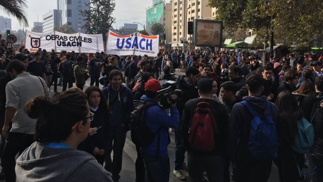 Segunda marcha del año: Confech pide fin del Crédito con Aval del Estado