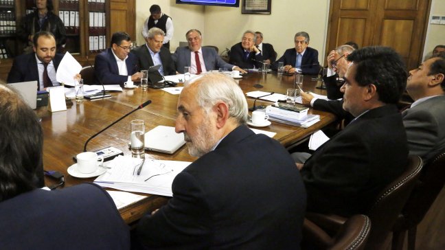 Delitos tributarios: Comisión aprobó quitar al SII la exclusividad de la acción penal