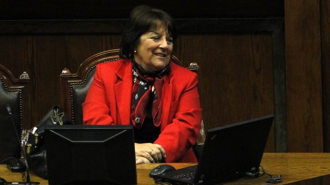 Movimiento Deuda Educativa emplazó a ministra Delpiano por condonación del CAE