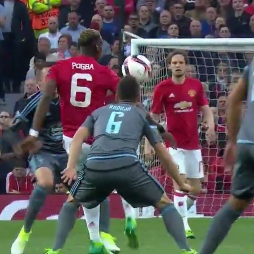 Pogba humilló a dos jugadores del Celta a puro lujo