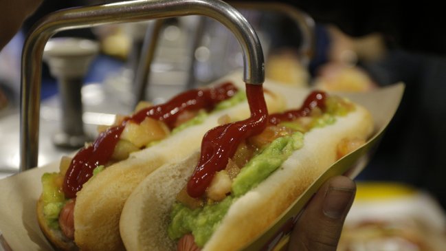 Se fijó fin de comida chatarra con tarjeta Junaeb