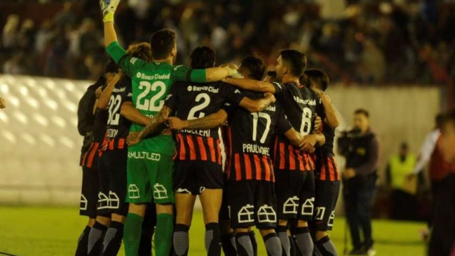 Paulo Díaz y San Lorenzo celebraron en el clásico ante Huracán