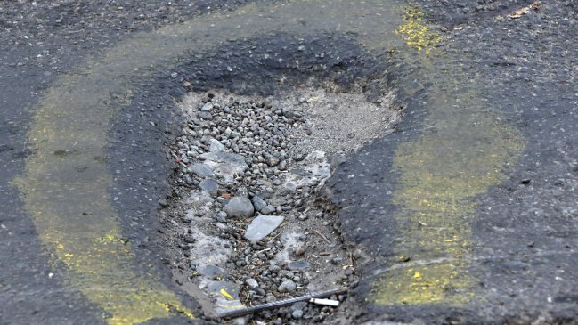 Municipio de La Serena deberá pagar indemnización por auto que cayó a hoyo