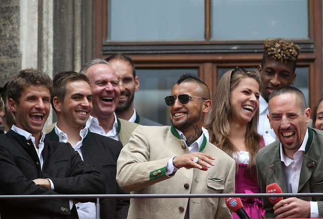Franck Ribery se burló de Arturo Vidal por foto del recuerdo